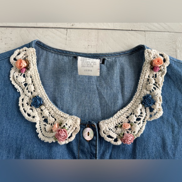 Vintage Women’s Denim Dollcore
Babydoll Floral Collar Mini Dress size Medium. - Picture 8 of 8